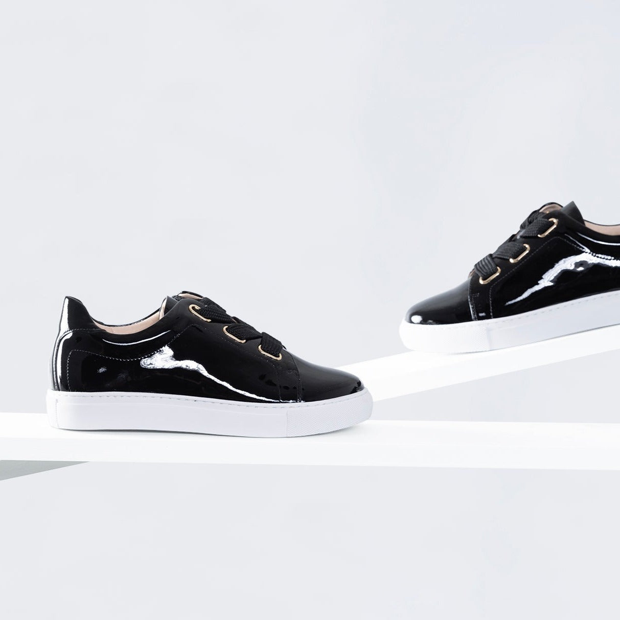 Blaize Sneaker | Black patent leather