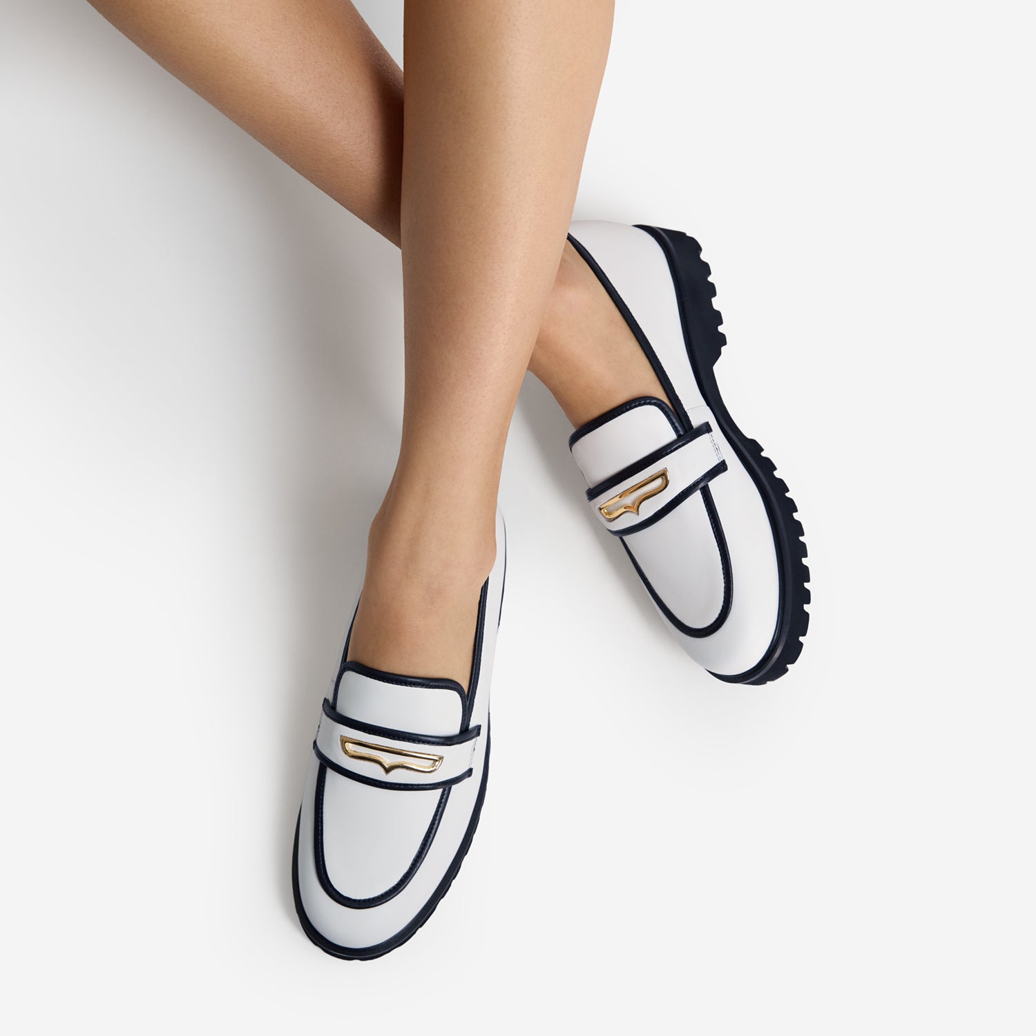 Delta Loafer | White/Black Leather