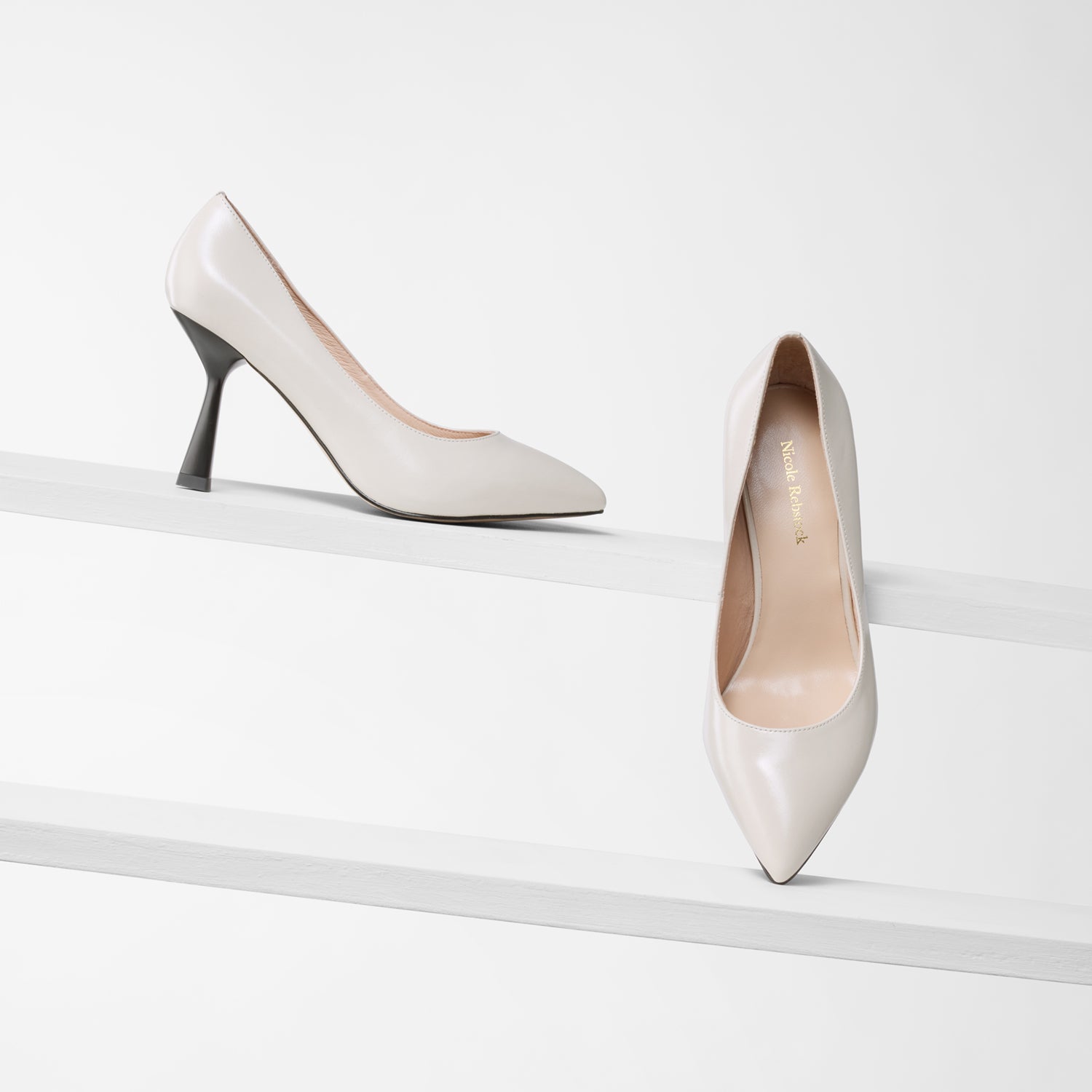 Lisbon ivory oiled leather pointed toe court shoe showing all angles