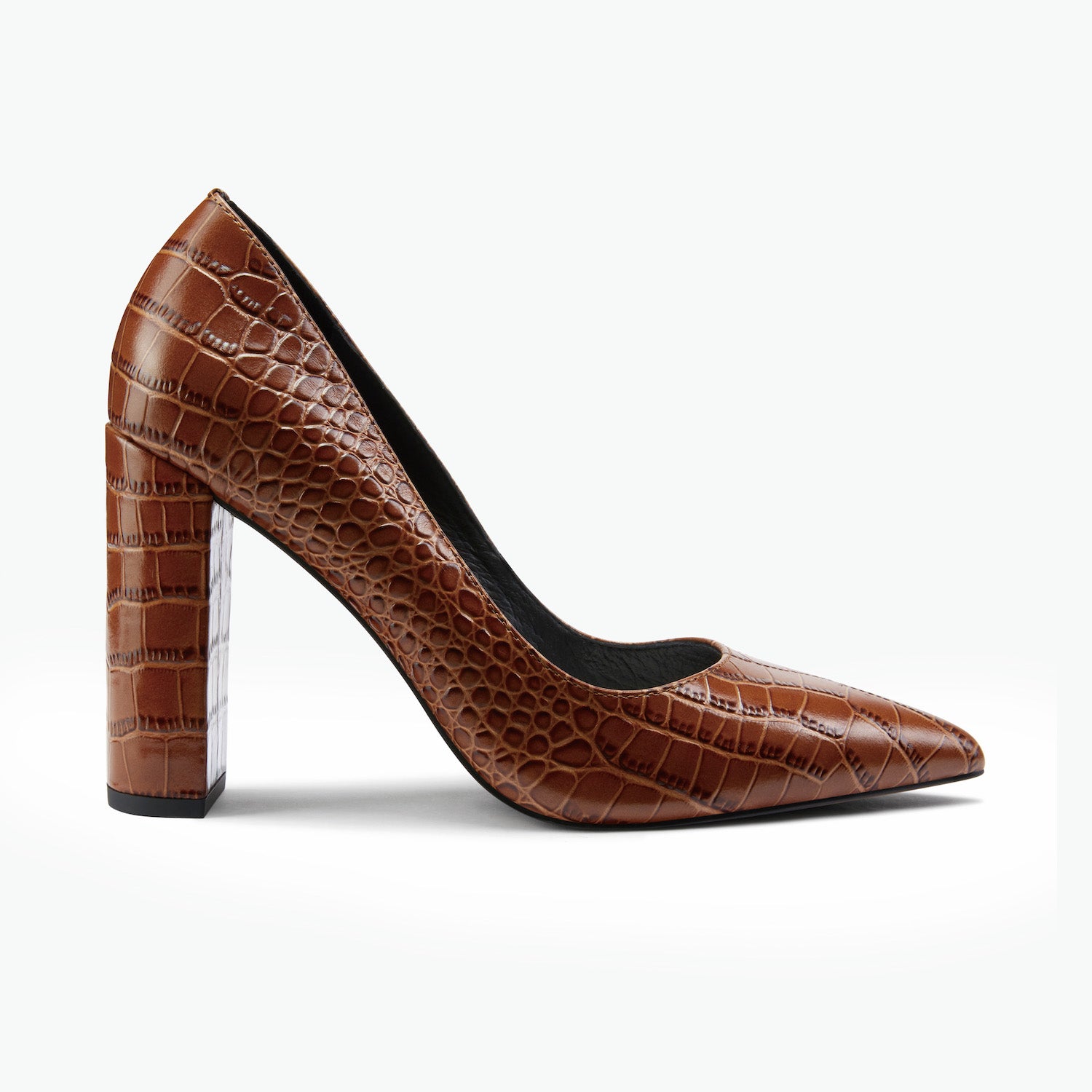Pointed high heels with brown croc print leather finish.
