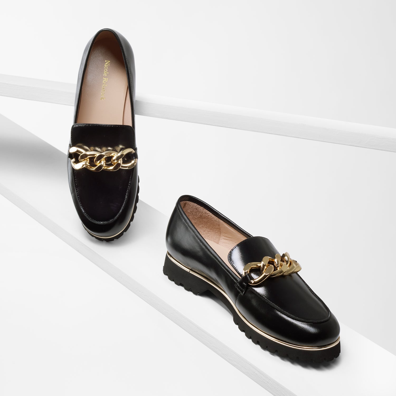 Dominica Loafer | Black/gold combo