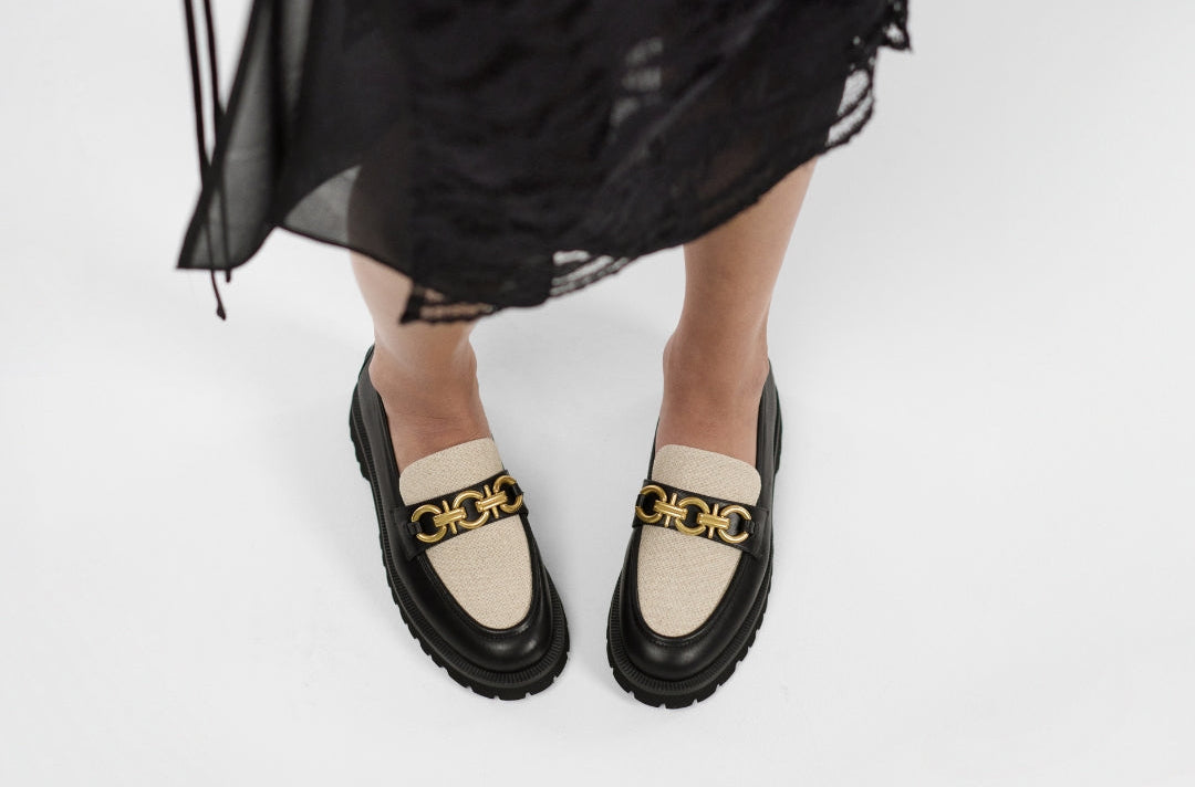 The Dee Loafer in black and linen.