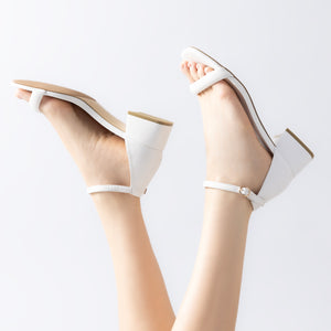 Aimee Sandal 40mm | Off-white pebble