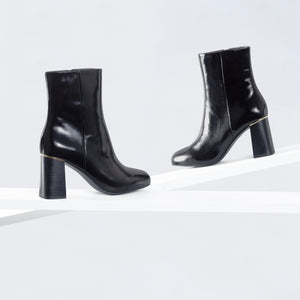 Ditto Ankle Boot 75mm | Black oiled leather
