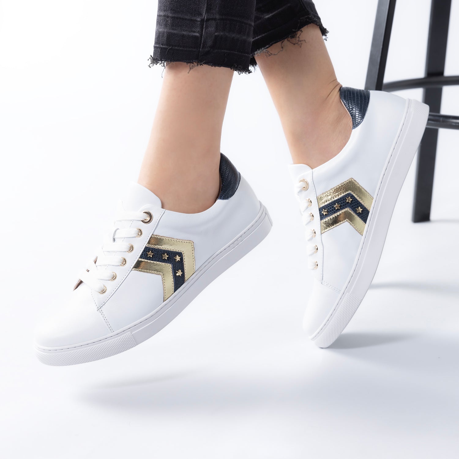 Glara Sneaker | White/Navy/Gold leather