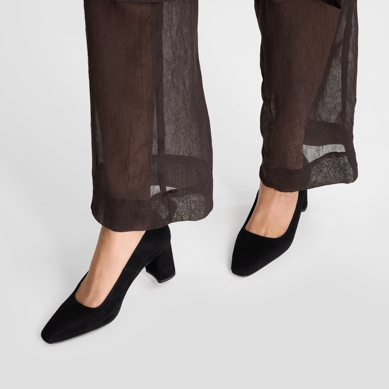 Isla heels in black suede with 6.5cm heel.