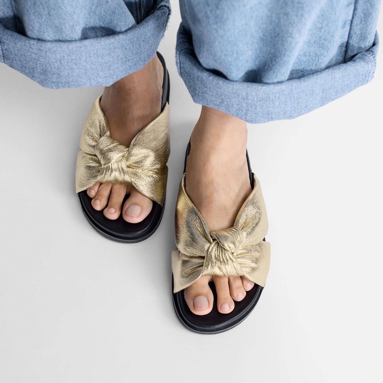 Uno 2.0 Slide Sandal | Gold Leather