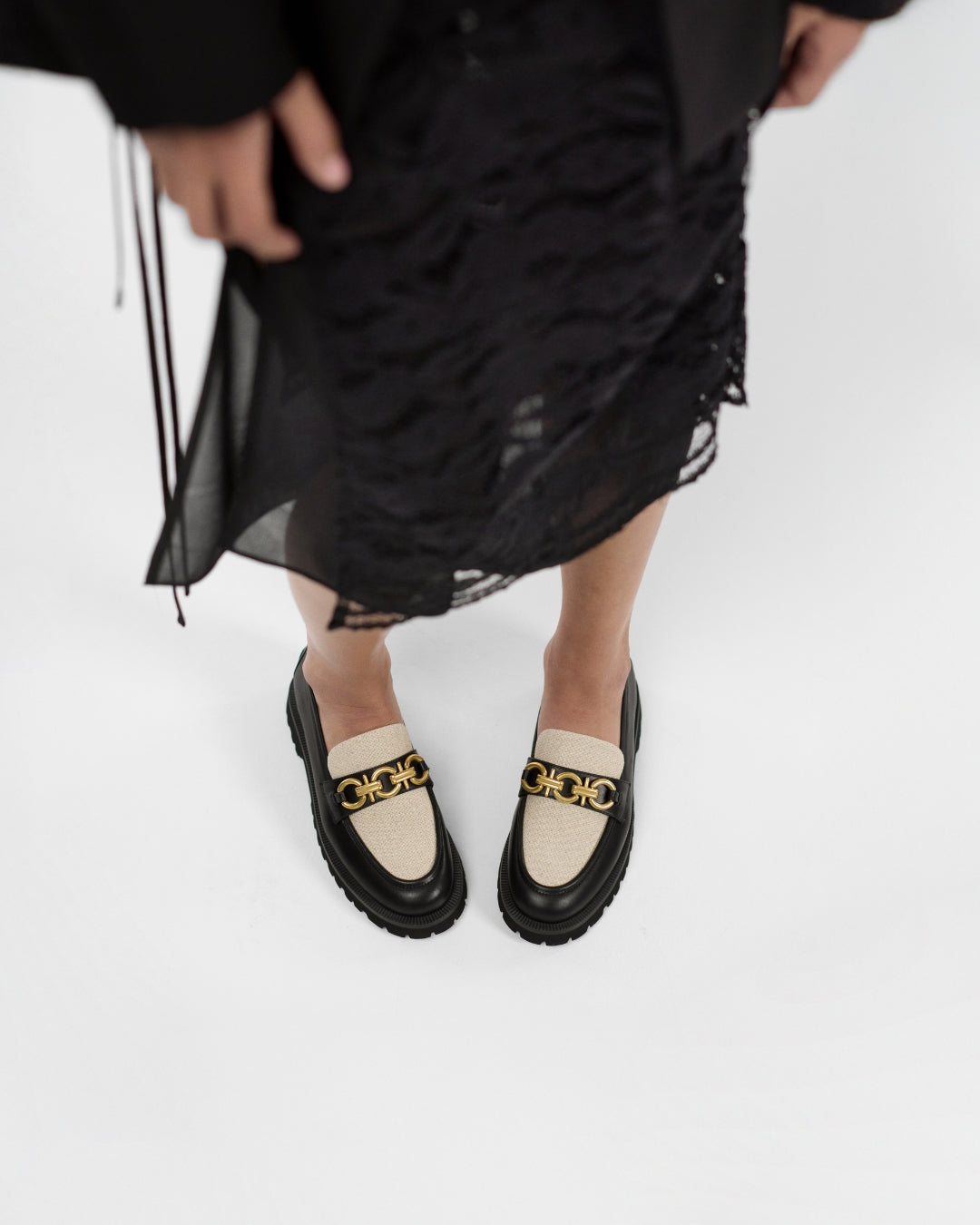 The Dee Loafer in black and linen.