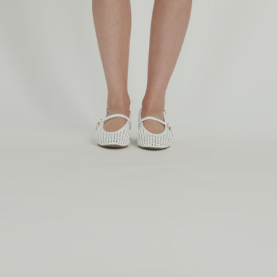 Video showing a close up on Nicoel Rebstock's Saffron Slingbacks