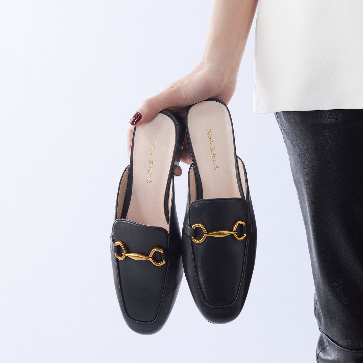 Ava Flat Mule 25mm | Black leather