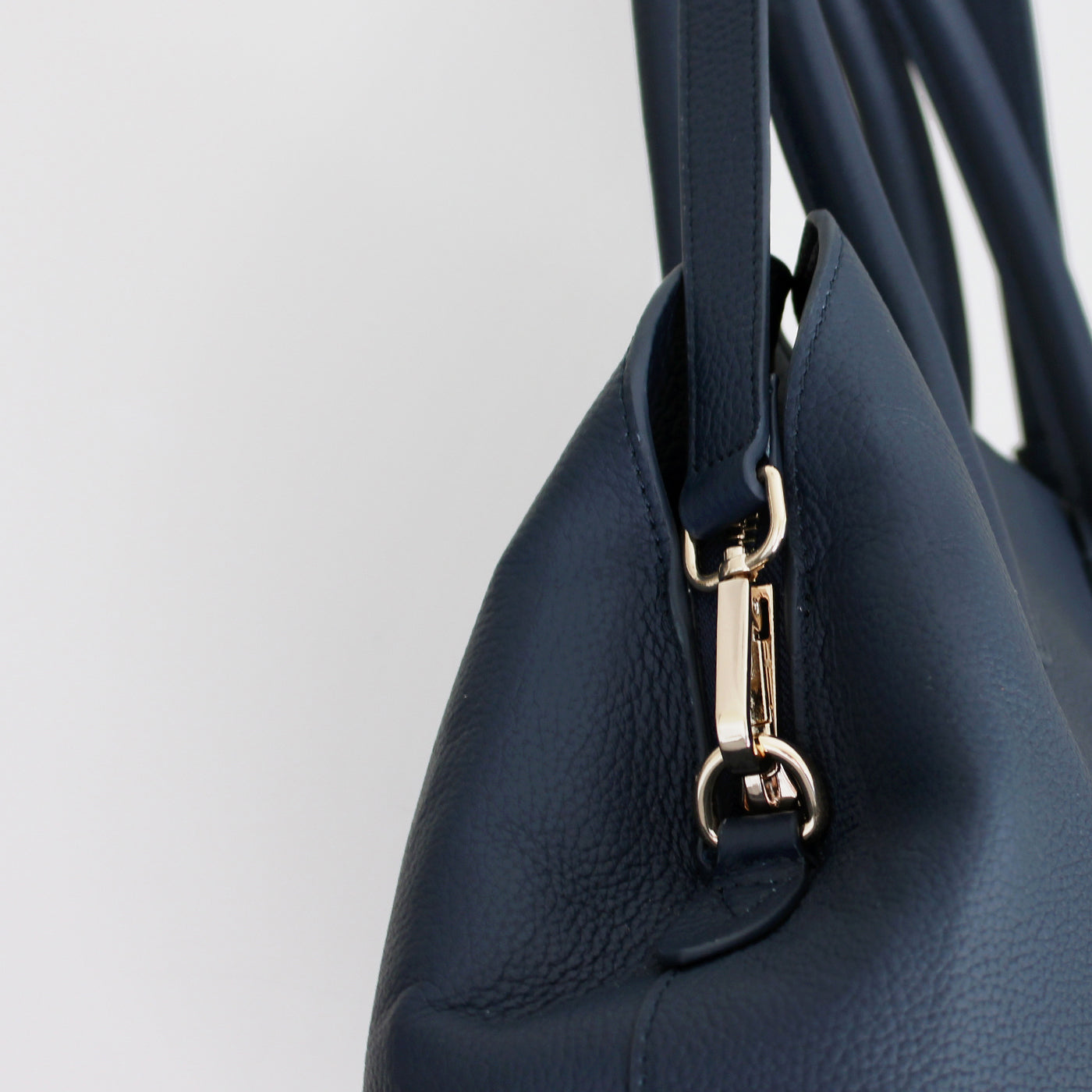 Melba Handbag | Marine pebble