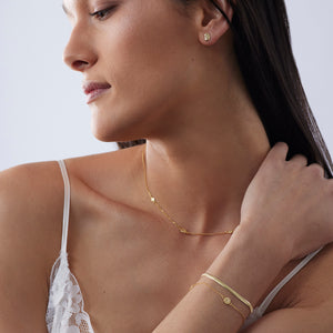 Delicate Molten Medallion Choker | gold