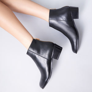 Layla Ankle Boot 40mm | Black Leather