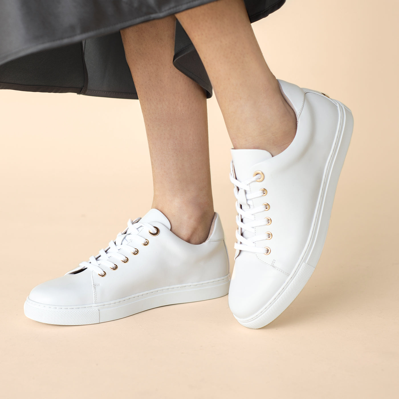 Marlo | White leather