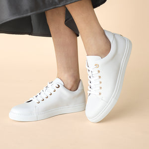 Marlo | White leather