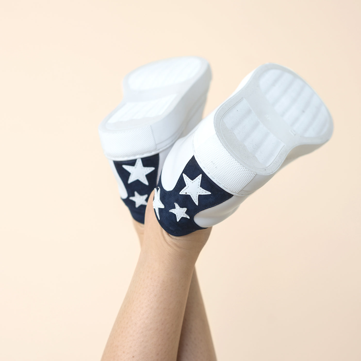 Monica | White/navy