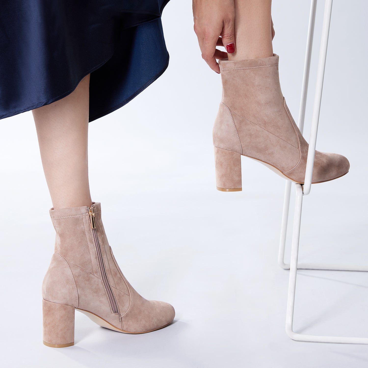 Naomi Ankle Boot 70mm | Mocha suede