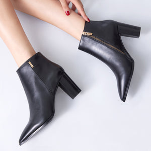 Tori 80mm | Black Leather