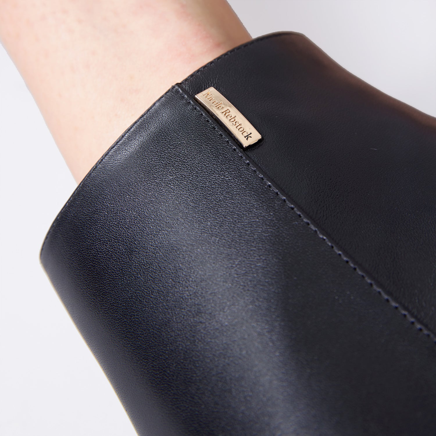 Tori 80mm | Black Leather